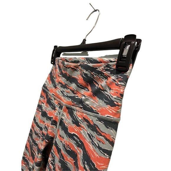 Fabletics leggings  - Picture 2 of 8